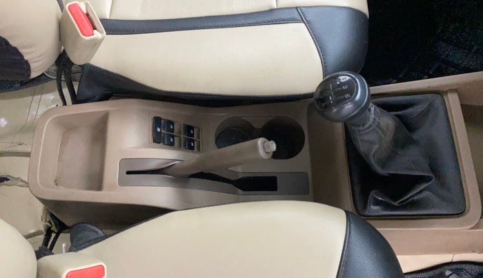 2023 Mahindra Bolero B6, Diesel, Manual, 55,586 km, Gear Lever