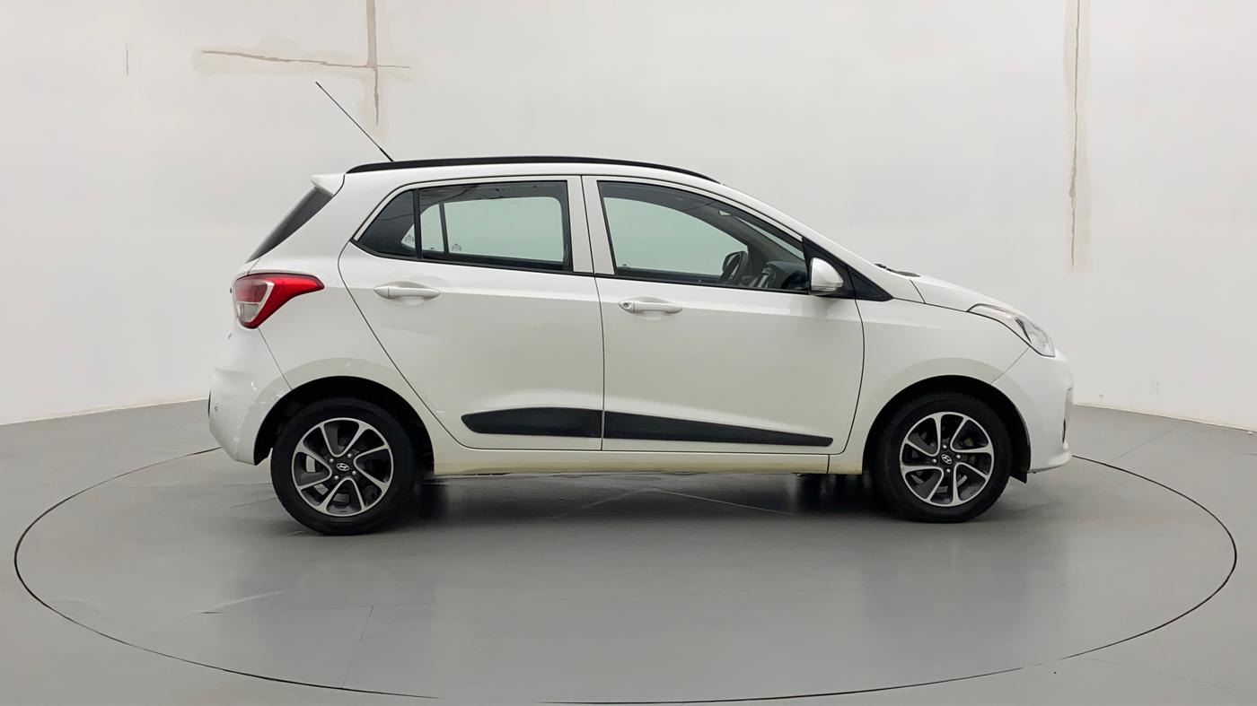 2017 Hyundai Grand i10 SPORTZ (O) AT 1.2 KAPPA VTVT, Petrol, Automatic, 23,644 km, Right Side