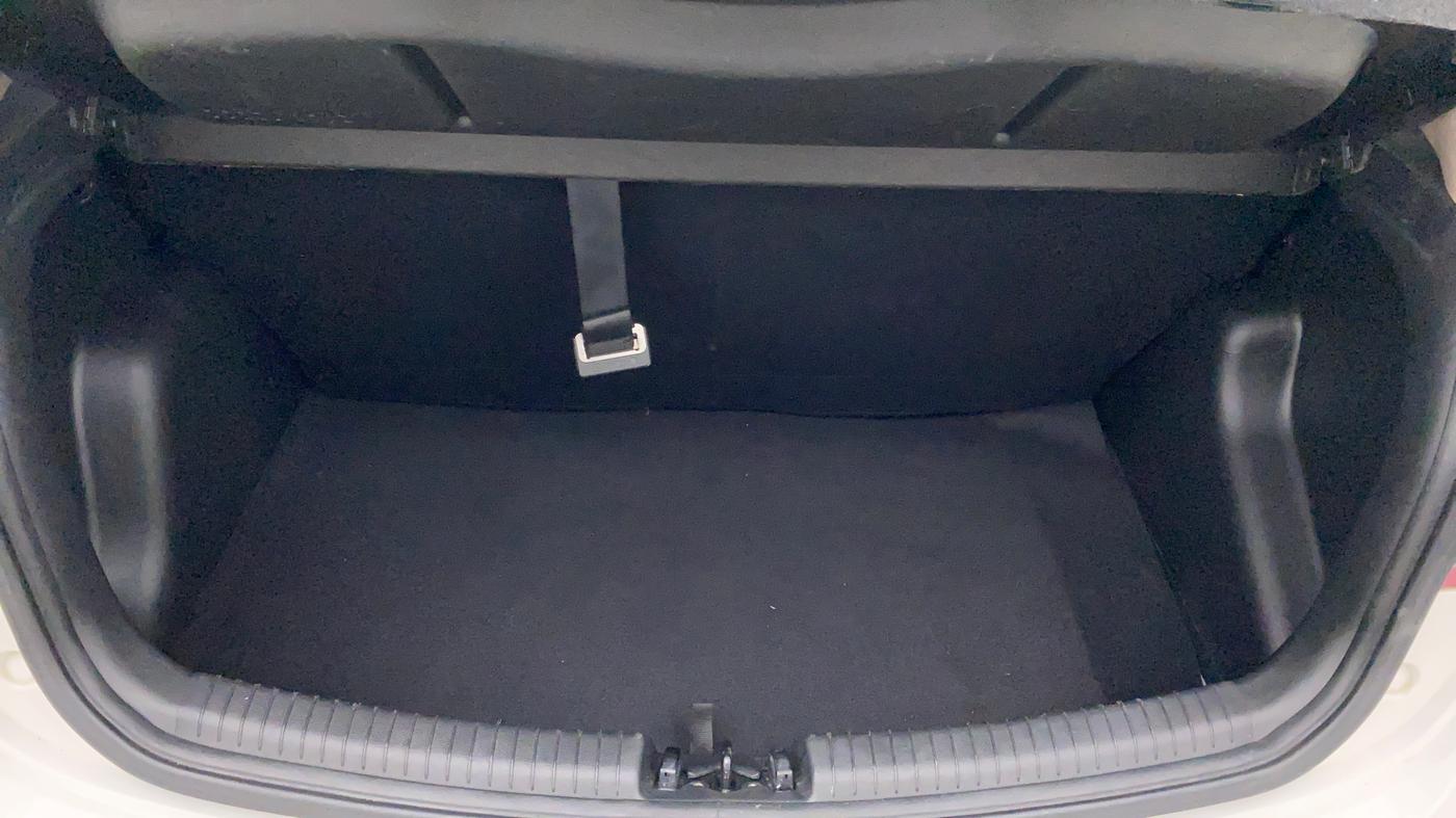 2017 Hyundai Grand i10 SPORTZ (O) AT 1.2 KAPPA VTVT, Petrol, Automatic, 23,644 km, Boot Inside