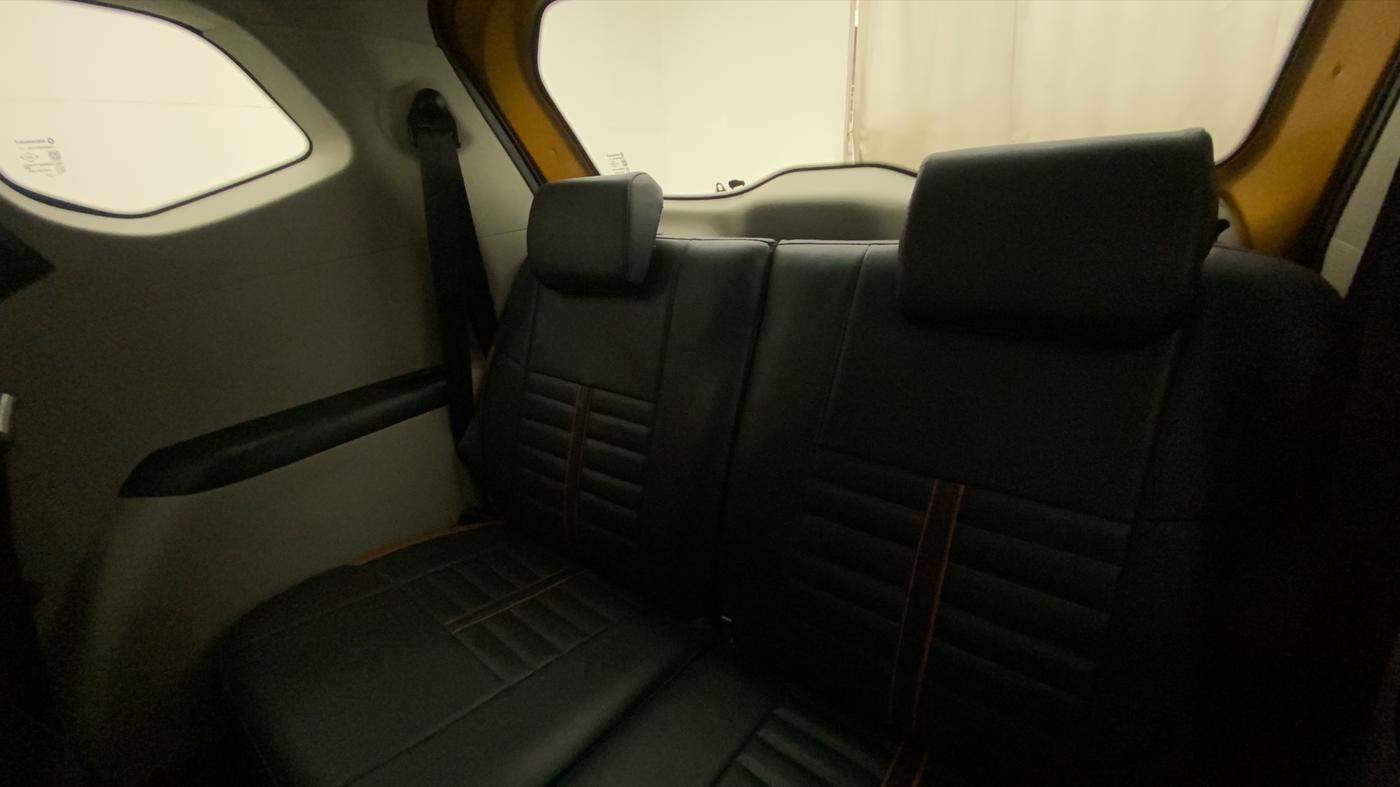 2020 Renault TRIBER RXT AMT, Petrol, Automatic, 7,631 km, Third Seat Row ( optional )