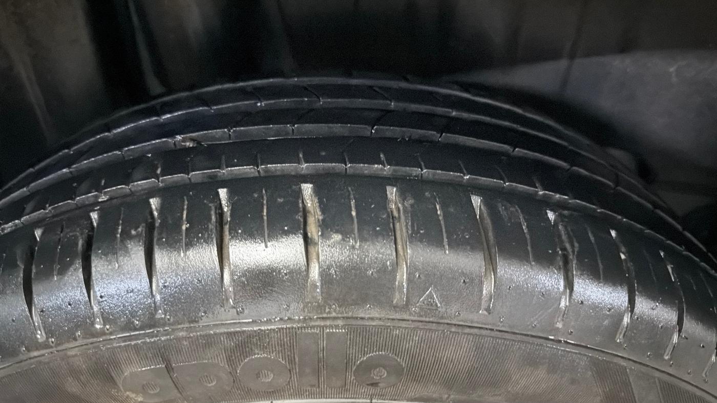 2024 Maruti Baleno ALPHA 1.2 AGS, Petrol, Automatic, 21,948 km, Right Rear Tyre Tread