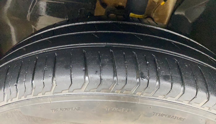 2024 Tata PUNCH ACCOMPLISHED MT, Petrol, Manual, 23,140 km, Left Front Tyre Tread