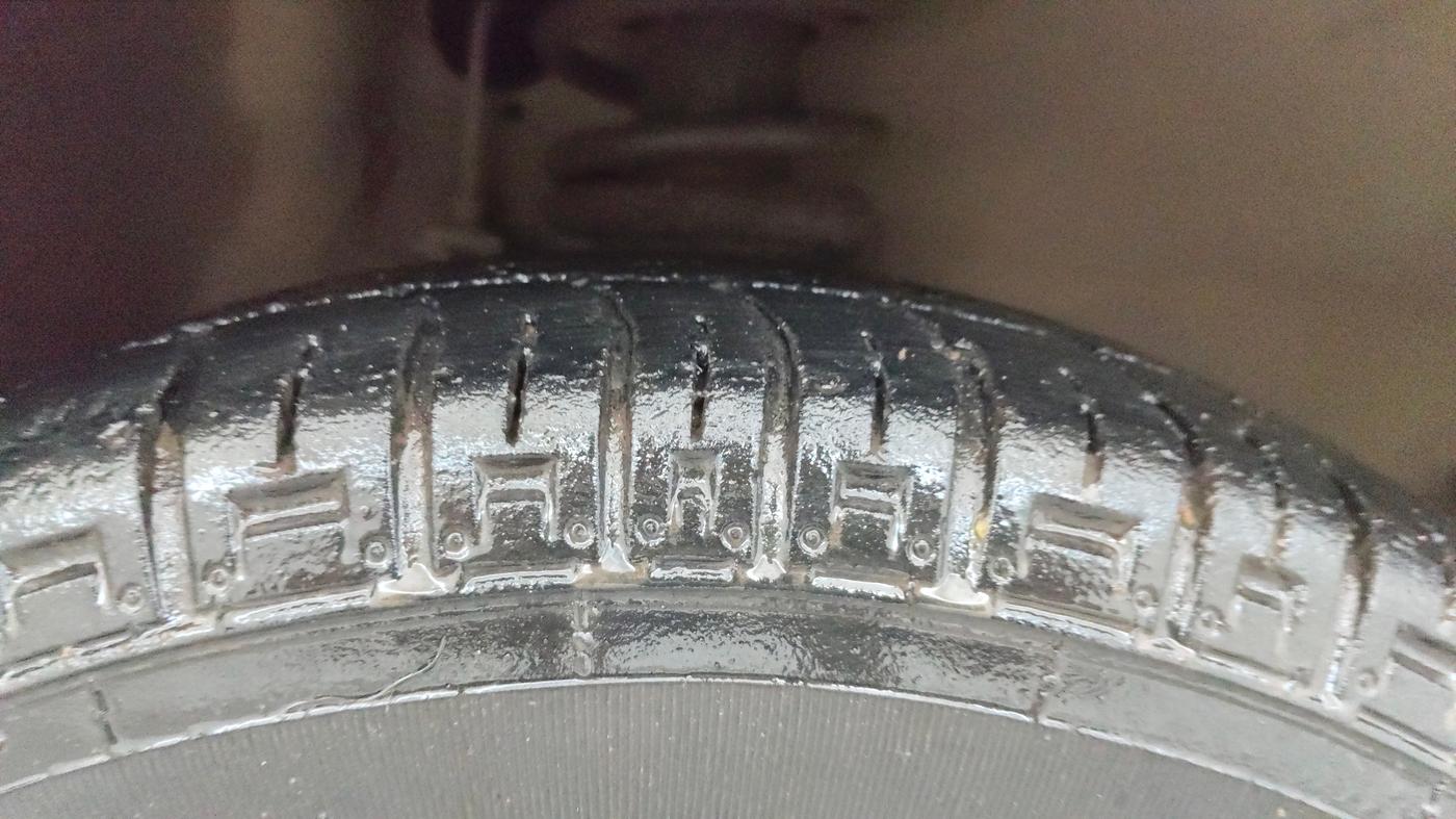 2015 Maruti Alto 800 LXI CNG, CNG, Manual, 51,681 km, Right Front Tyre Tread