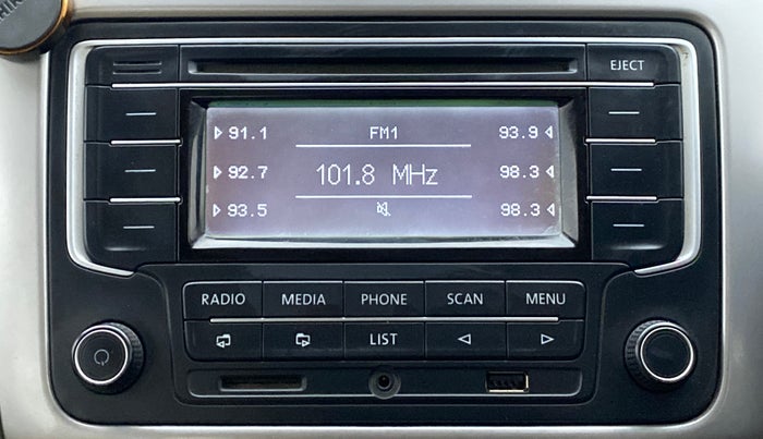 2015 Volkswagen Vento HIGHLINE PETROL, Petrol, Manual, 65,459 km, Infotainment System