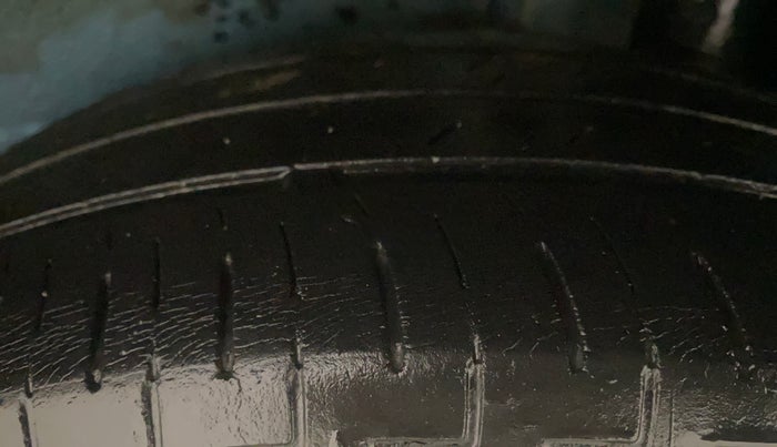 2018 Maruti IGNIS ALPHA 1.2 AMT, Petrol, Automatic, 60,523 km, Left Rear Tyre Tread