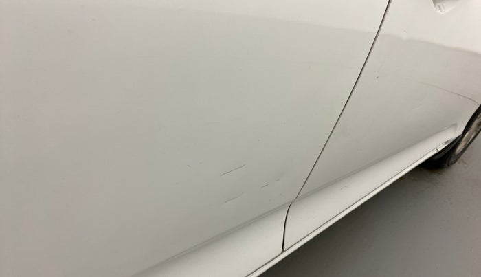 2018 Honda Amaze 1.5L I-DTEC V CVT, Diesel, Automatic, 97,208 km, Right rear door - Slightly dented