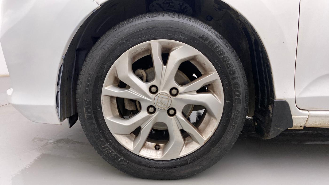 2018 Honda Amaze 1.5L I-DTEC V CVT, Diesel, Automatic, 97,208 km, Left Front Wheel