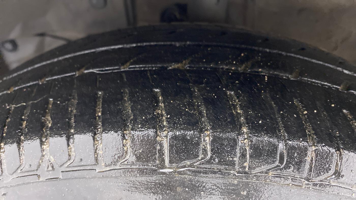 2018 Honda Amaze 1.5L I-DTEC V CVT, Diesel, Automatic, 97,208 km, Left Front Tyre Tread