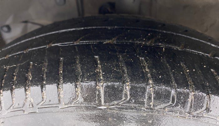 2018 Honda Amaze 1.5L I-DTEC V CVT, Diesel, Automatic, 97,208 km, Left Front Tyre Tread