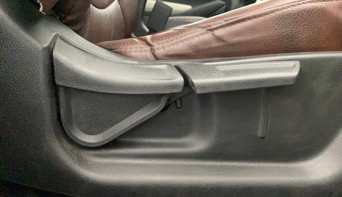 2022 KIA SELTOS HTK PLUS 1.5 IMT, Petrol, Manual, 94,697 km, Driver Side Adjustment Panel