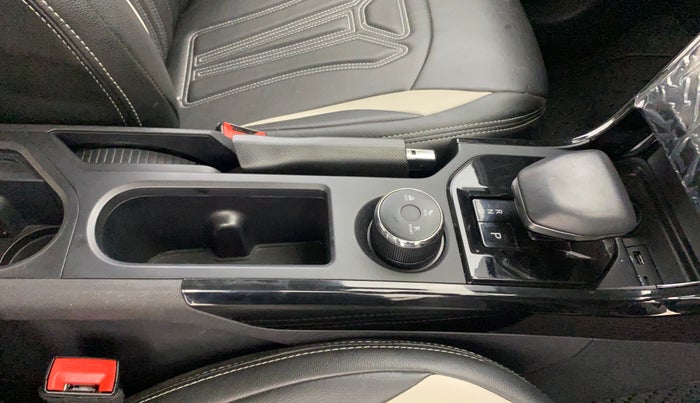 2024 Tata NEXON CREATIVE+ AMT 1.2 PETROL, Petrol, Automatic, 8,327 km, Gear Lever