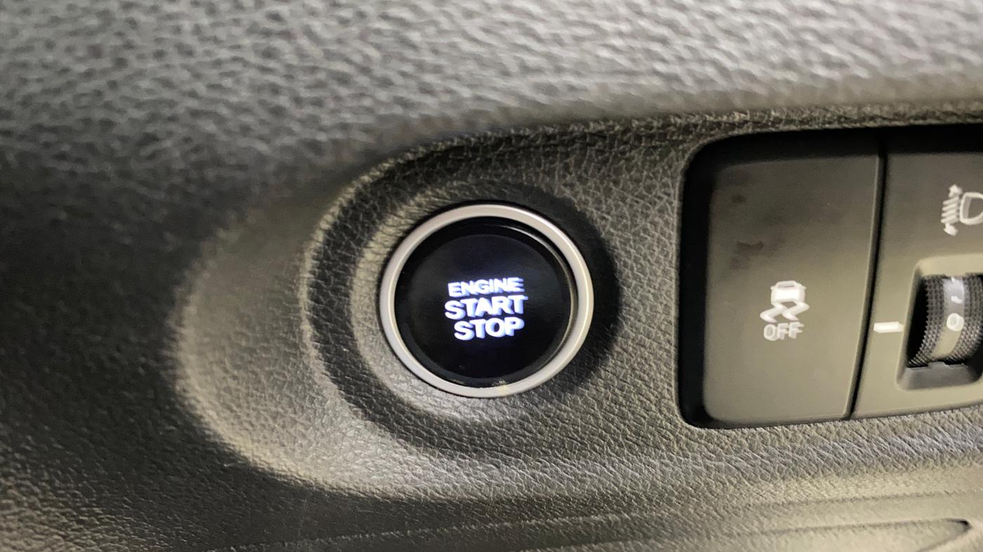2023 Hyundai ALCAZAR PLATINUM(O) 7STR 2.0 AT, Petrol, Automatic, 72,307 km, Keyless Start/ Stop Button