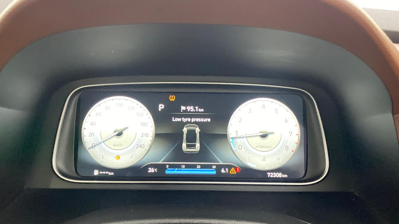 2023 Hyundai ALCAZAR PLATINUM(O) 7STR 2.0 AT, Petrol, Automatic, 72,307 km, Odometer Image