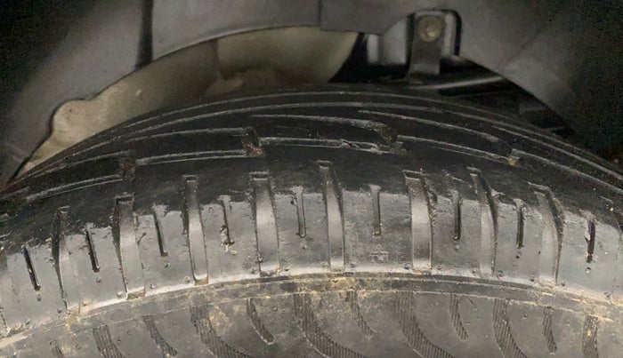 2016 Mahindra XUV500 W4 1.99, Diesel, Manual, 61,726 km, Left Rear Tyre Tread