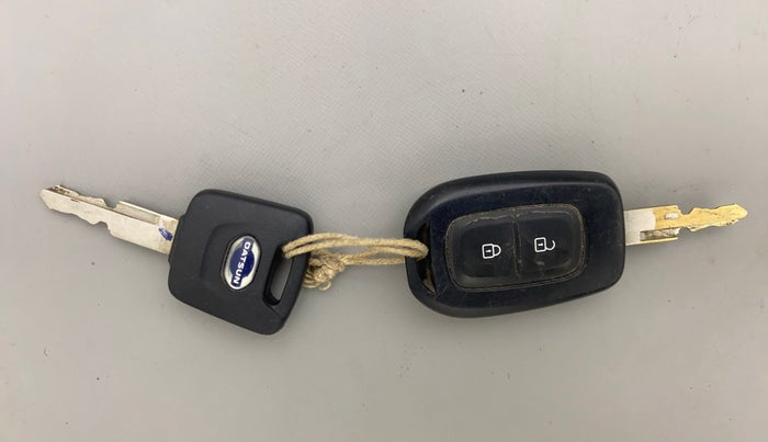 2017 Datsun Redi Go GOLD LIMITED EDITION, Petrol, Manual, 1,00,069 km, Key Close Up