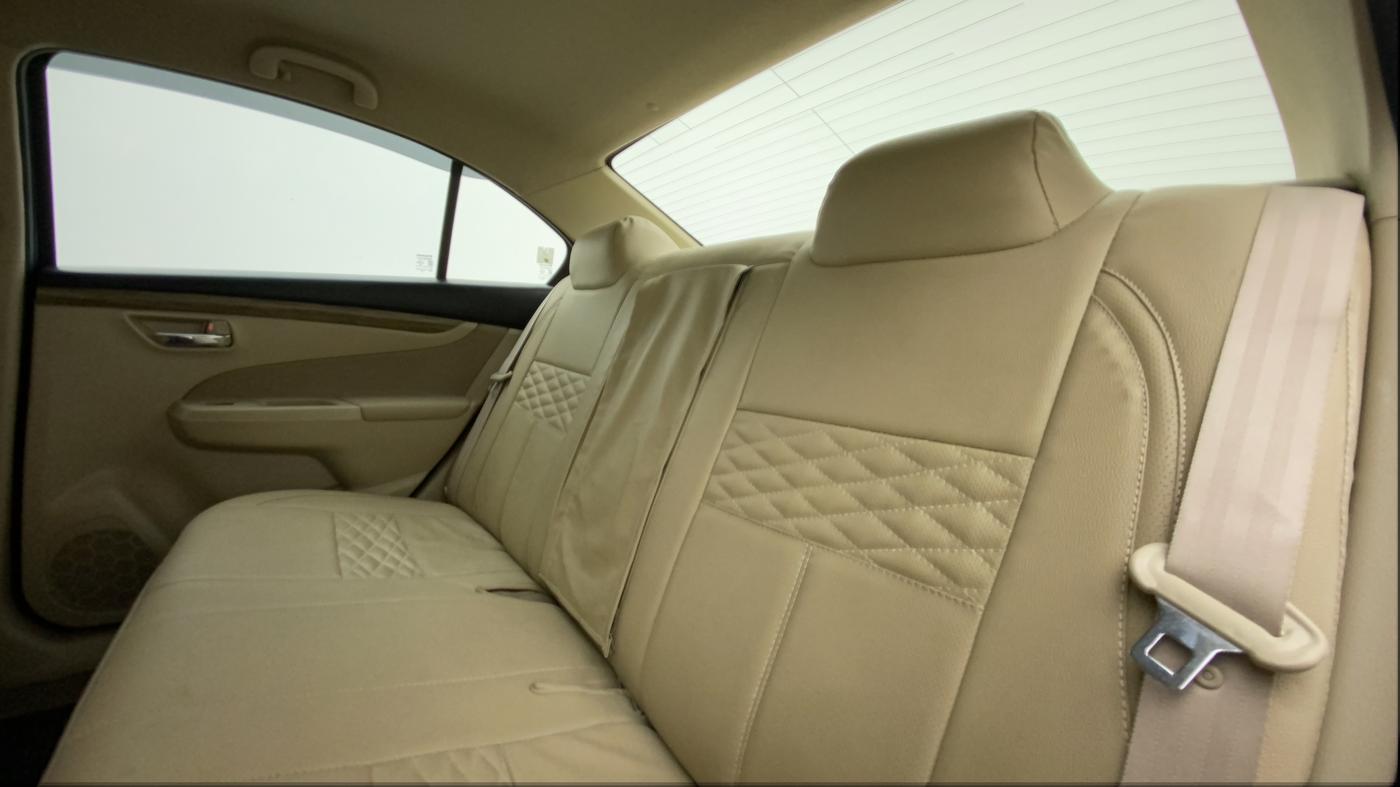 2019 Maruti Ciaz DELTA 1.5 SHVS MT PETROL, Petrol, Manual, 46,970 km, Right Side Rear Door Cabin