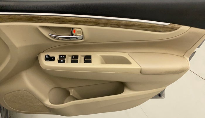 2021 Maruti Ciaz ALPHA  AT 1.5 SHVS PETROL, Petrol, Automatic, 33,960 km, Driver Side Door Panels Control