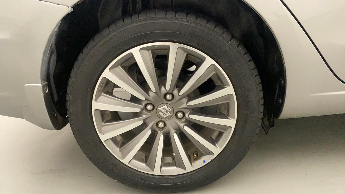 2021 Maruti Ciaz ALPHA  AT 1.5 SHVS PETROL, Petrol, Automatic, 34,345 km, Right Rear Wheel