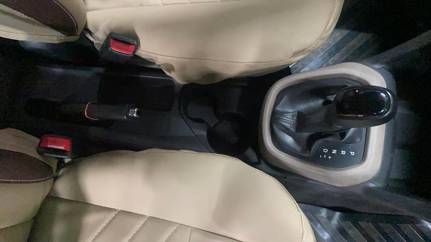 2018 Hyundai Grand i10 SPORTZ AT 1.2 KAPPA VTVT, Petrol, Automatic, 34,335 km, Gear Lever