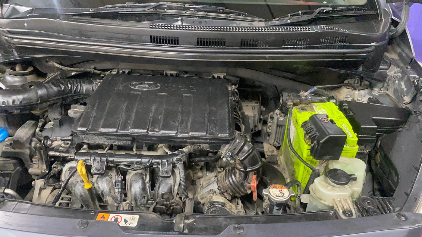 2018 Hyundai Grand i10 SPORTZ AT 1.2 KAPPA VTVT, Petrol, Automatic, 34,335 km, Engine View - Left