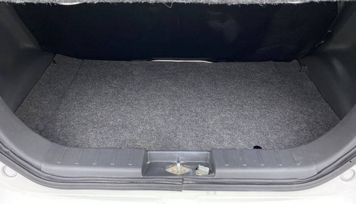 2016 Maruti Alto K10 VXI P, Petrol, Manual, 8,628 km, Boot Inside