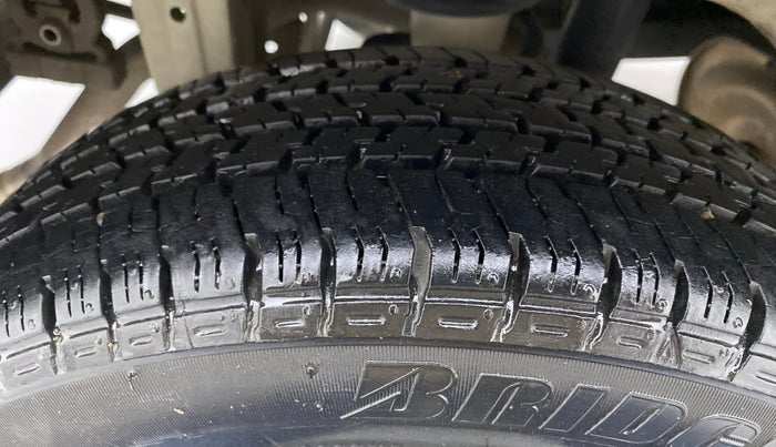 2016 Maruti Alto K10 VXI P, Petrol, Manual, 8,628 km, Right Rear Tyre Tread