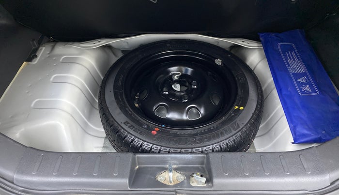 2016 Maruti Alto K10 VXI P, Petrol, Manual, 8,628 km, Spare Tyre