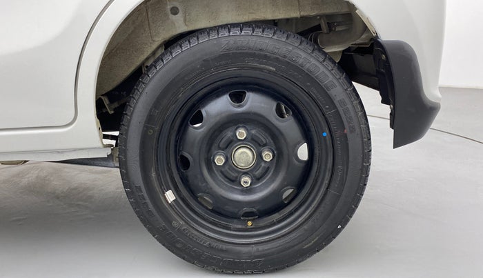 2016 Maruti Alto K10 VXI P, Petrol, Manual, 8,628 km, Left Rear Wheel