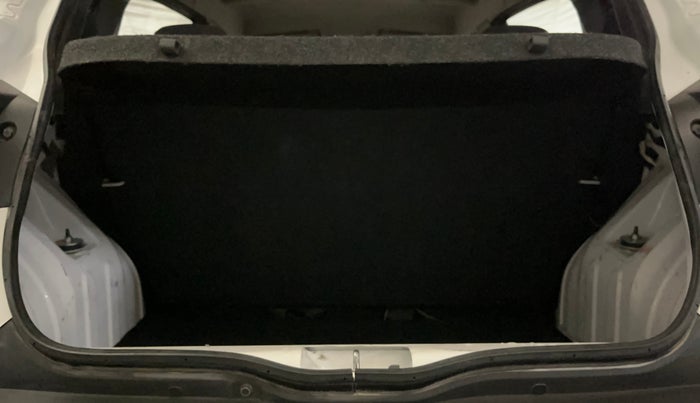 2020 Renault Kwid RXT 1.0 (O), Petrol, Manual, 27,763 km, Boot Inside