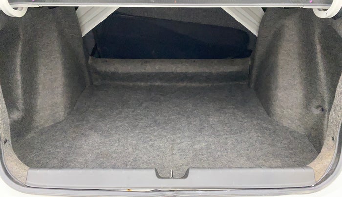 2014 Honda City SV MT PETROL, Petrol, Manual, 79,476 km, Boot Inside