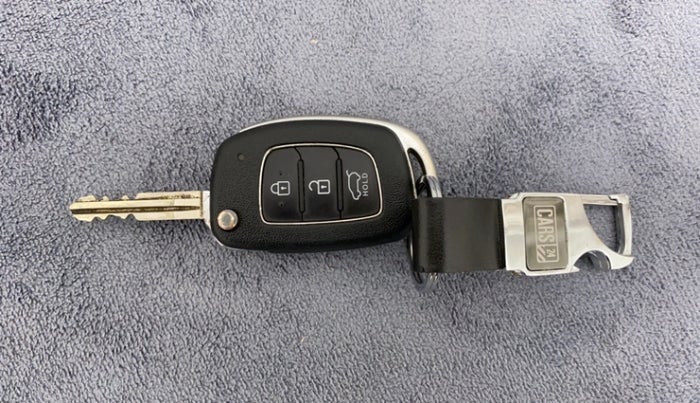 2015 Hyundai Elite i20 MAGNA 1.2, Petrol, Manual, 30,696 km, Lock system - Dork lock functional only from remote key