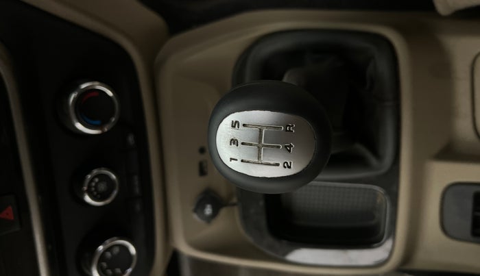 2024 Mahindra BOLERO NEO N10 R, Diesel, Manual, 38,924 km, Gear Lever