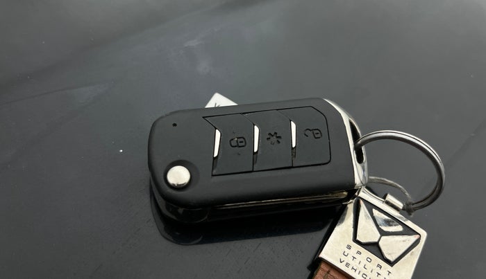 2024 Mahindra BOLERO NEO N10 R, Diesel, Manual, 38,924 km, Key Close Up