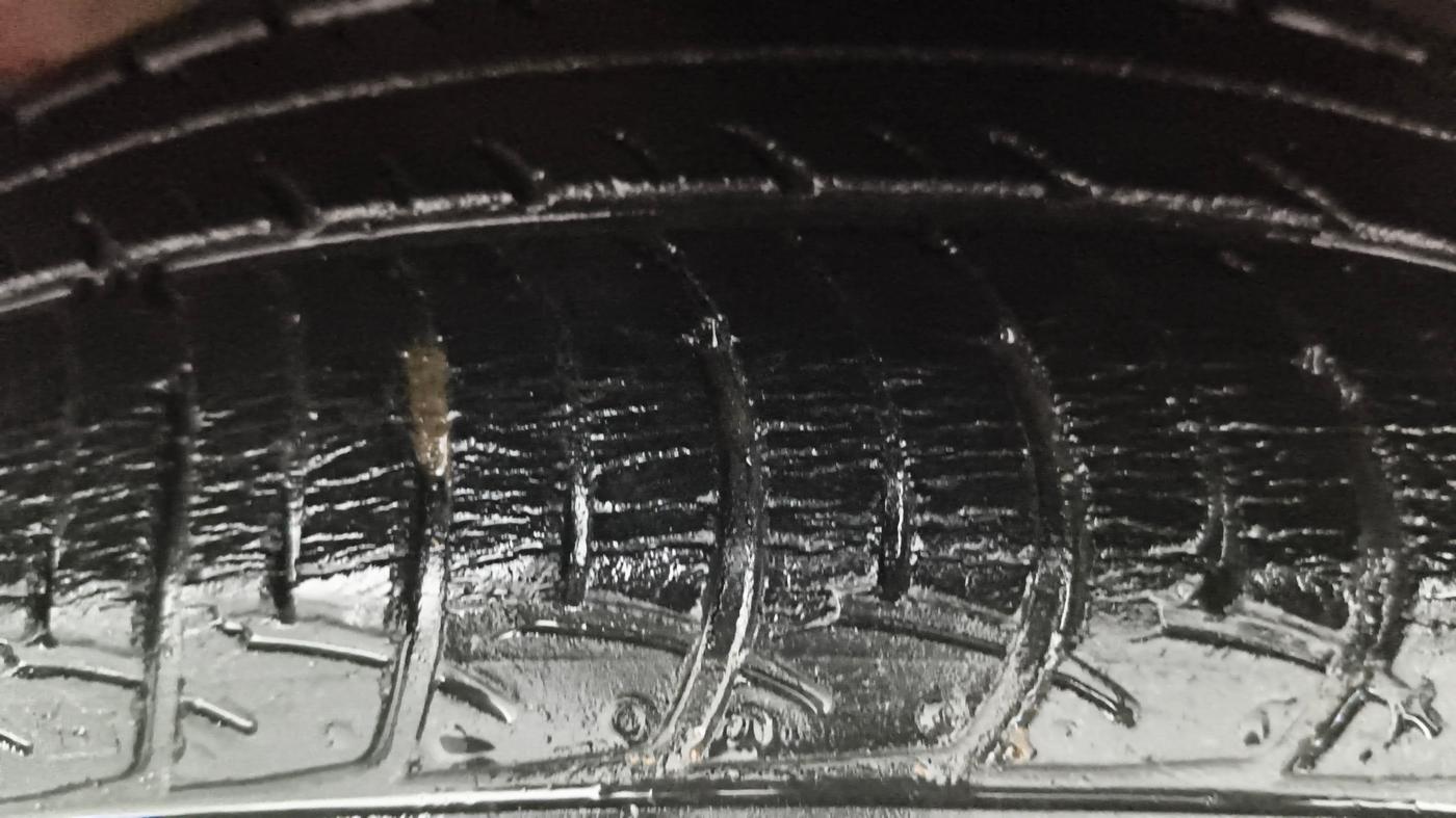 2017 Maruti Celerio VXI (O), Petrol, Manual, 33,992 km, Left Front Tyre Tread