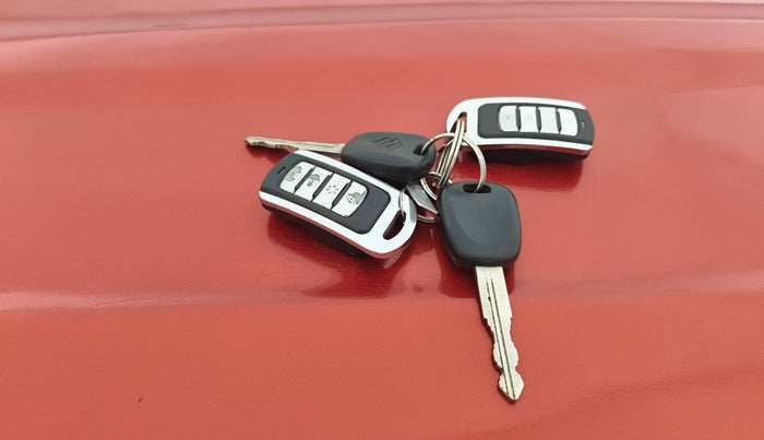 2017 Maruti Celerio VXI (O), Petrol, Manual, 33,992 km, Key Close Up