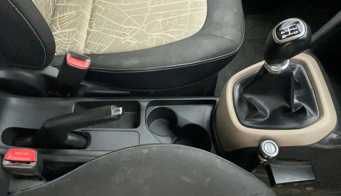2015 Hyundai Grand i10 ASTA 1.2 KAPPA VTVT, Petrol, Manual, 73,354 km, Gear Lever