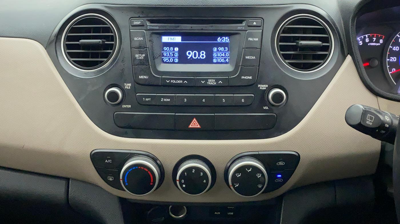 2015 Hyundai Grand i10 ASTA 1.2 KAPPA VTVT, Petrol, Manual, 73,354 km, Air Conditioner