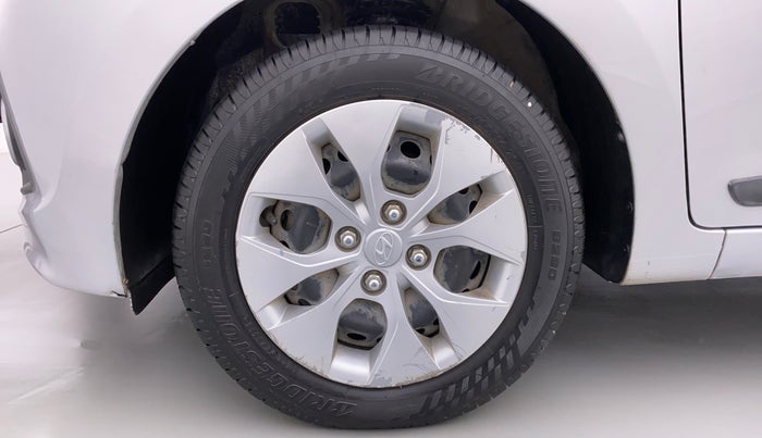 2016 Hyundai Xcent S AT 1.2, Petrol, Automatic, 37,400 km, Left Front Wheel
