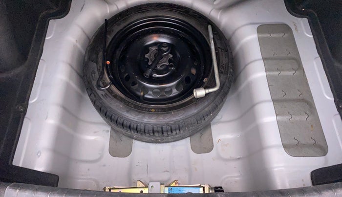 2016 Hyundai Xcent S AT 1.2, Petrol, Automatic, 37,400 km, Spare Tyre