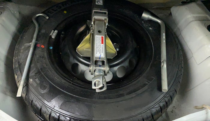 2021 Maruti Alto LXI CNG, CNG, Manual, 26,930 km, Spare Tyre
