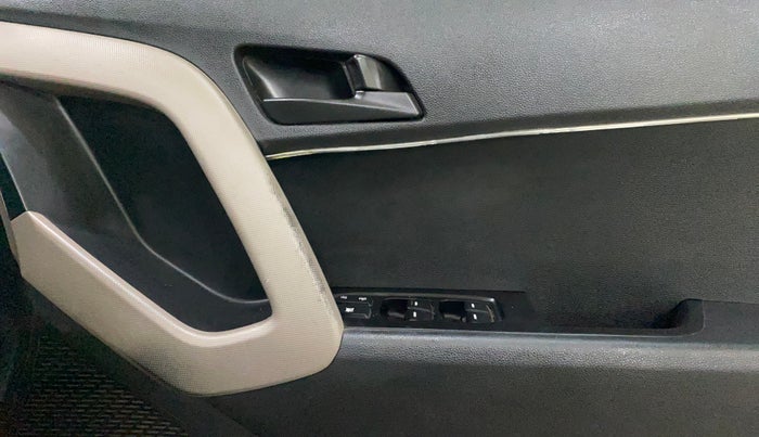 2016 Hyundai Creta BASE 1.4 DIESEL, Diesel, Manual, 59,745 km, Driver Side Door Panels Control