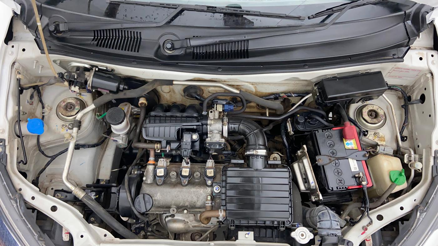 2018 Maruti Alto 800 LXI, Petrol, Manual, 28,024 km, Engine Bonet View