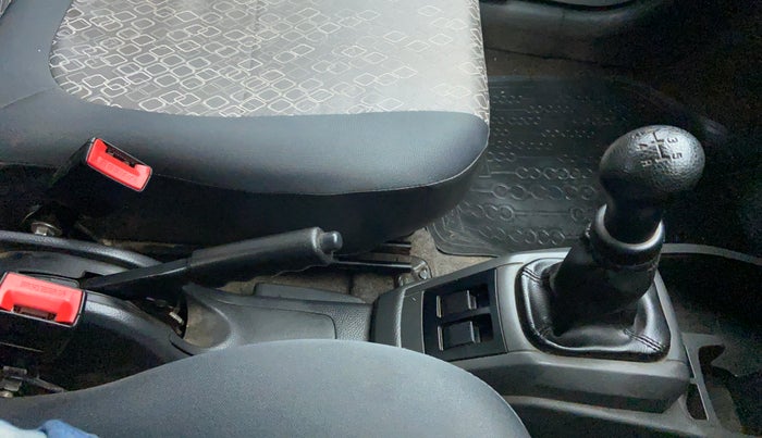2018 Maruti Alto 800 LXI, Petrol, Manual, 28,024 km, Gear Lever