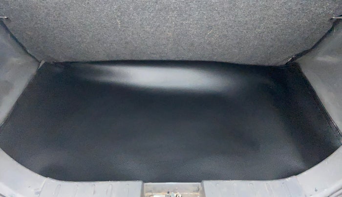 2018 Maruti Alto 800 LXI, Petrol, Manual, 28,024 km, Boot Inside View