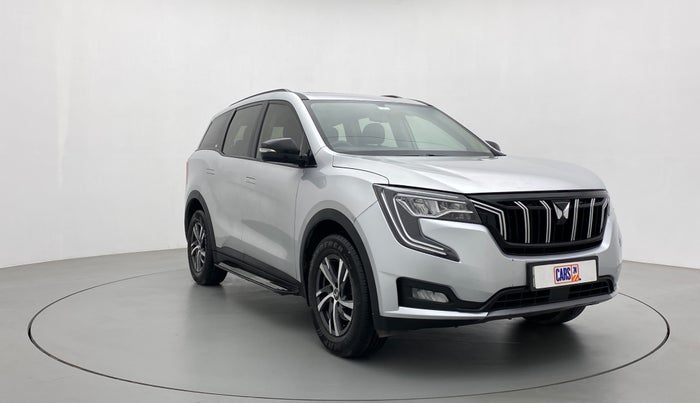 2022 Mahindra XUV700 AX 5 P MT 7 STR, Petrol, Manual, 22,234 km, Right Front Diagonal
