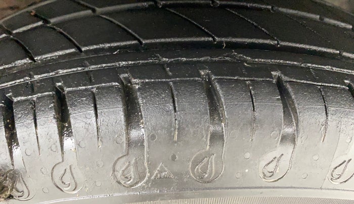 2020 Renault Kwid RXL, Petrol, Manual, 20,108 km, Right Front Tyre Tread