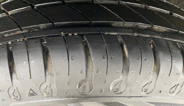 2020 Renault Kwid RXL, Petrol, Manual, 20,108 km, Right Rear Tyre Tread