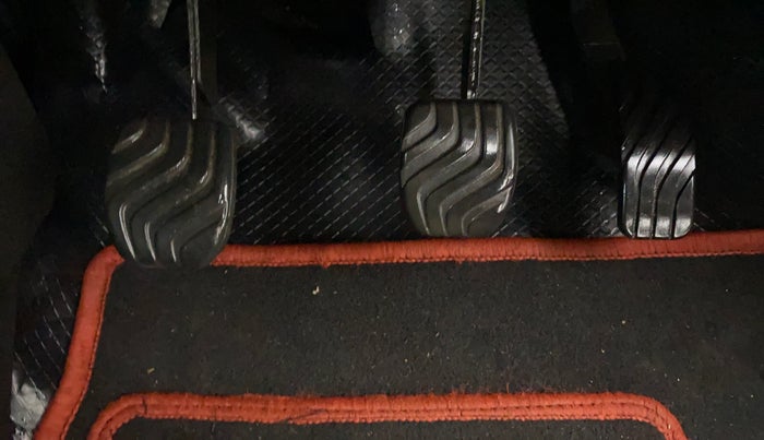 2020 Renault Kwid RXL, Petrol, Manual, 20,108 km, Pedals