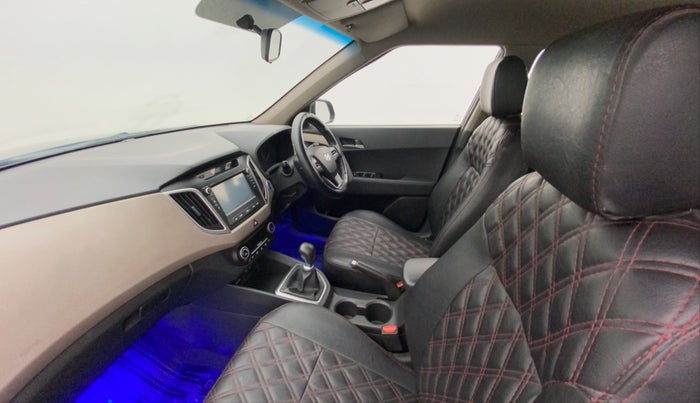 2017 Hyundai Creta SX PLUS 1.6 PETROL, Petrol, Manual, 58,548 km, Right Side Front Door Cabin