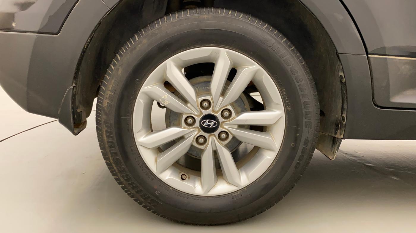 2017 Hyundai Creta SX PLUS 1.6 PETROL, Petrol, Manual, 58,548 km, Right Rear Wheel